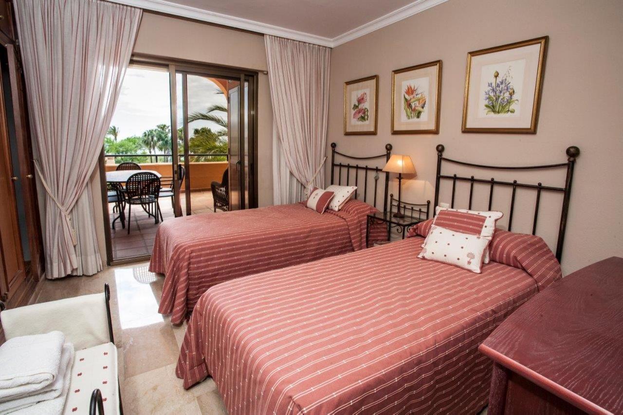 Prado Apartment Estepona Luaran gambar
