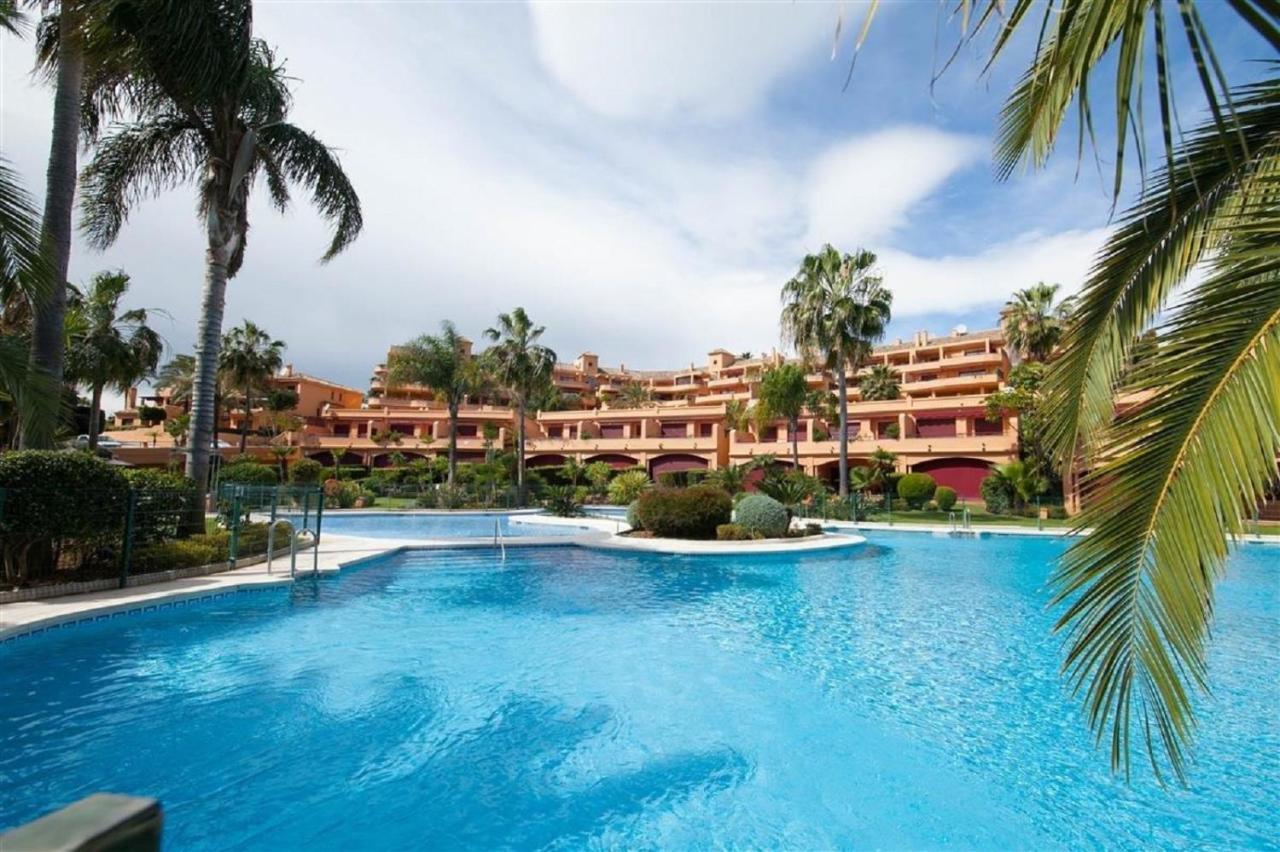 Prado Apartment Estepona Luaran gambar